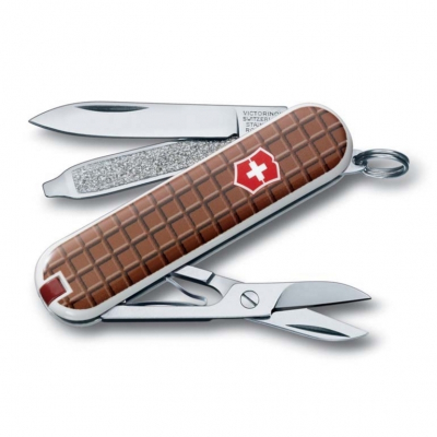 Многофункциональный складной нож-брелок Victorinox Classic Chocolate 0.6223.842 